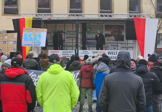 Redner auf der Demo in Schweinfurt